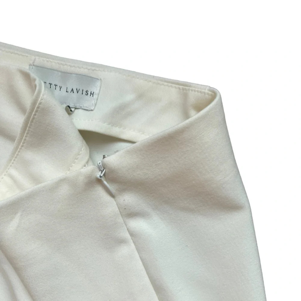 Pretty Lavish White Drew Slit Mini Skirt — image 7 of 8